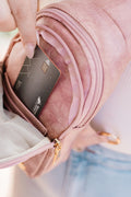 DCDAF89B9E2ED685E21F082F77CC497A/19573041_e7d326d5-7bab-4751-a669-9dc4c033d739.jpg